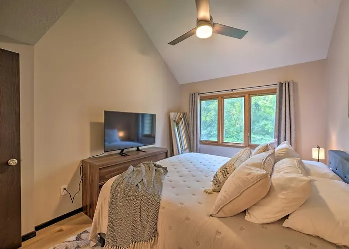 Family-friendly Townhome With Community Pools Ferienhaus
