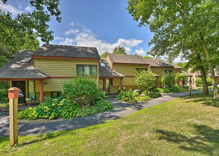 Family-friendly Townhome With Community Pools Galena