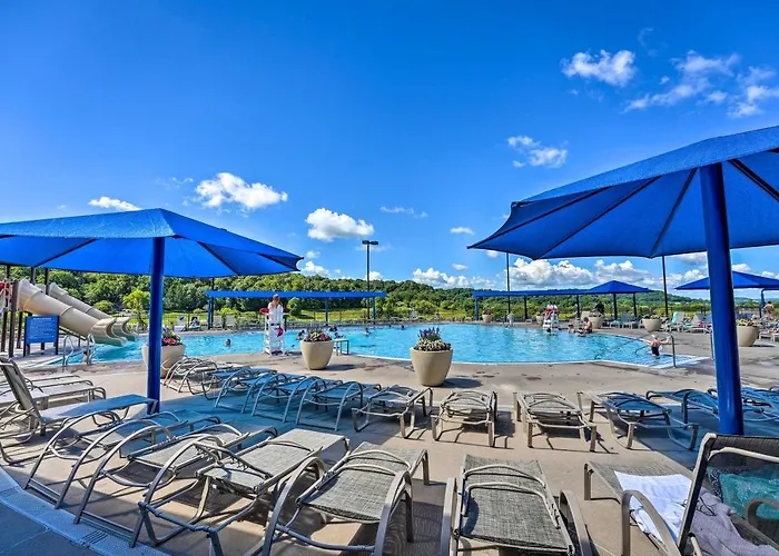 Family-friendly Townhome With Community Pools *